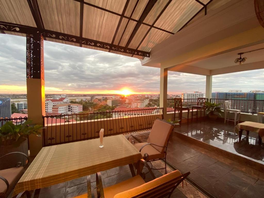 Capitol Residence Viêng Chăn Ngoại thất bức ảnh